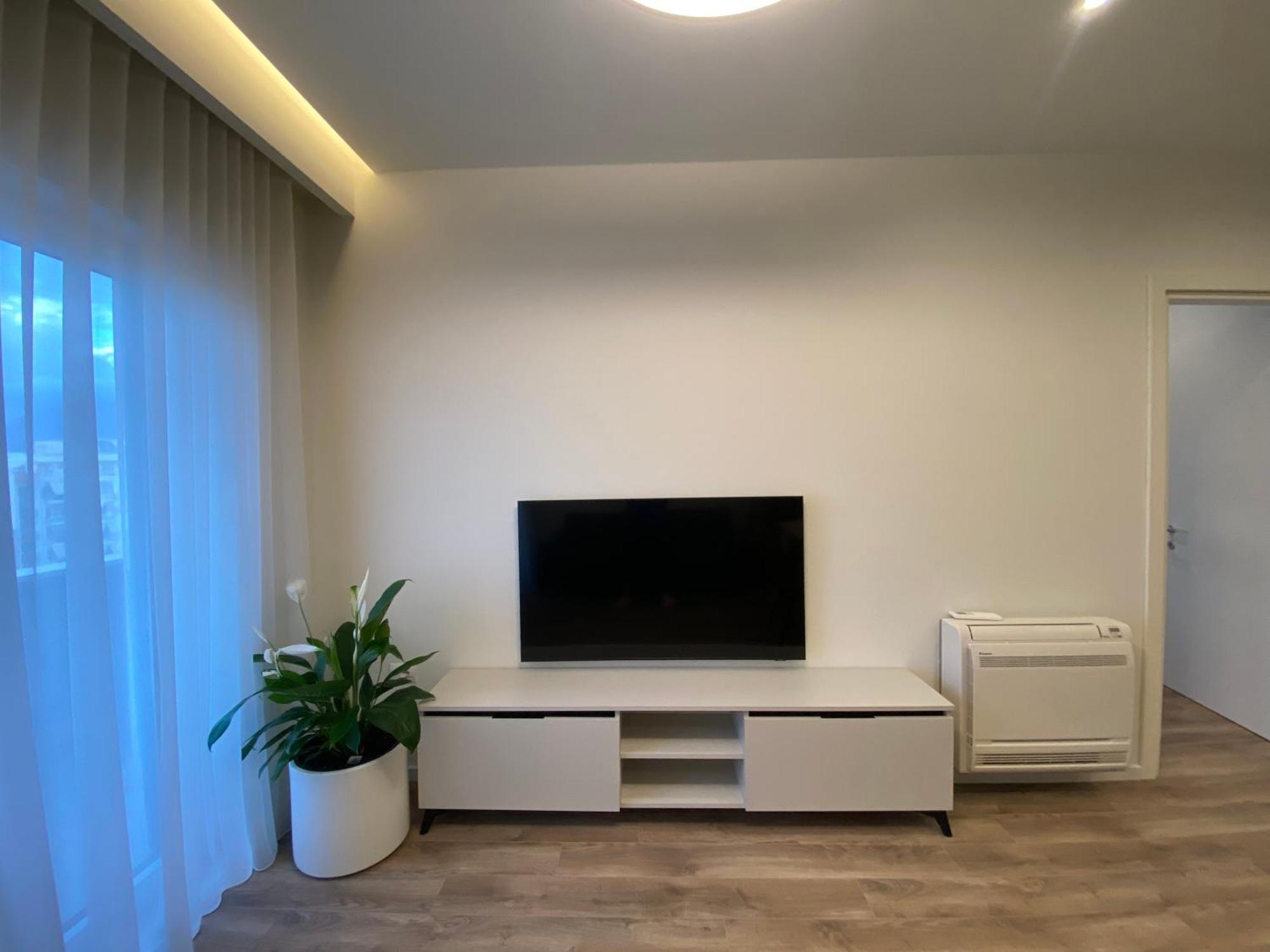 Delight Apartment Тирана Экстерьер фото
