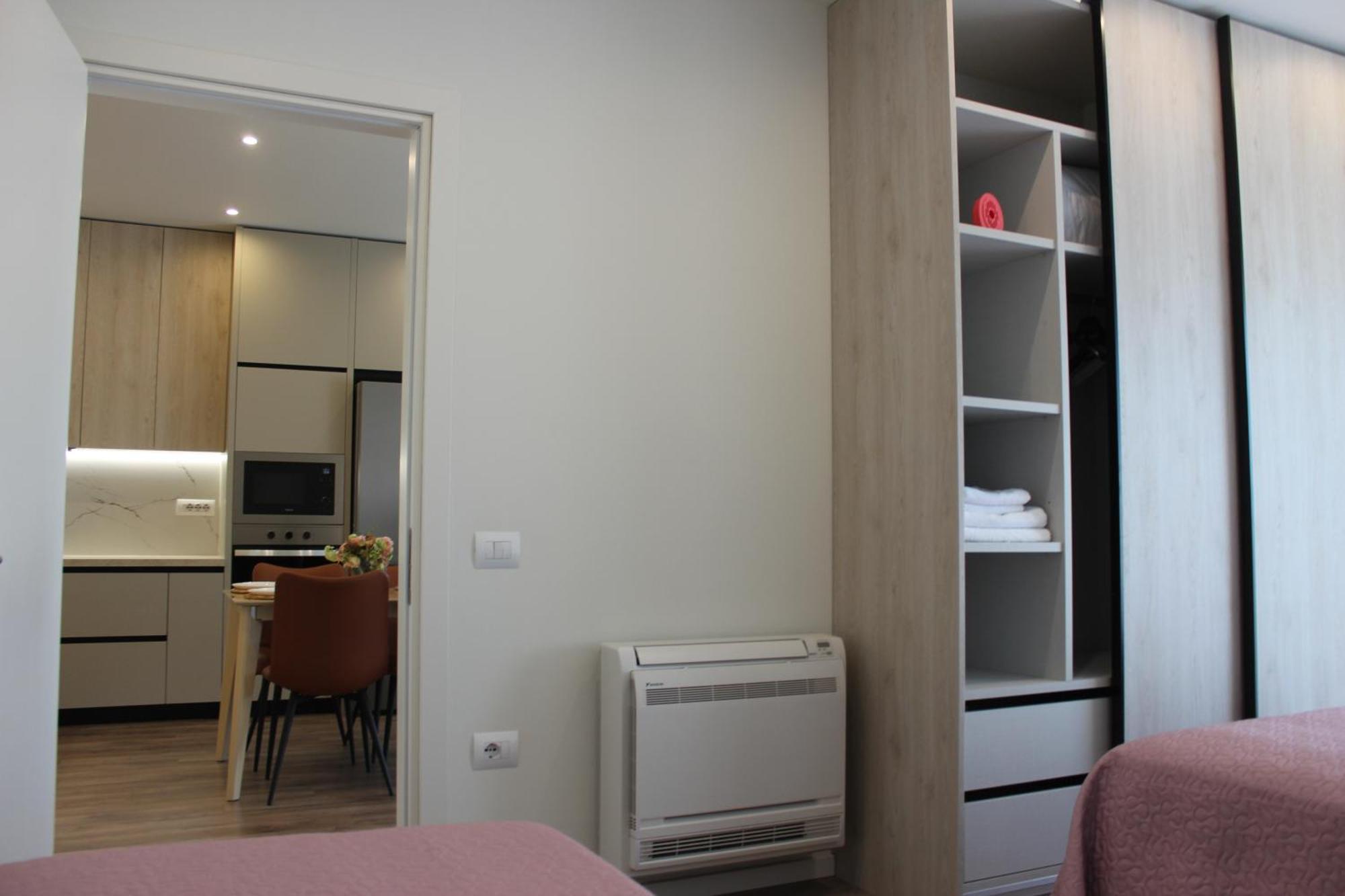 Delight Apartment Тирана Экстерьер фото
